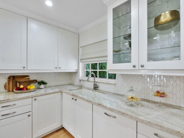 Home for sale at 111 NE 17th Avenue - photo 6765785