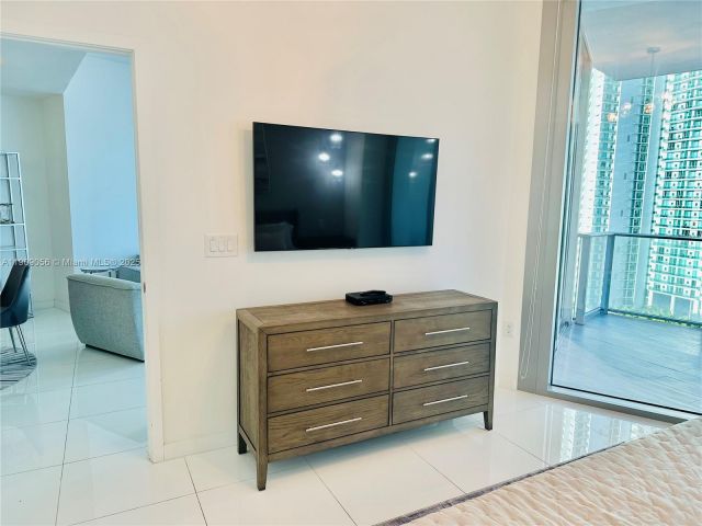 Apartment for sale  Unit #2303 - photo 6746374