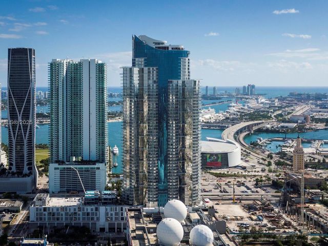 Apartment for sale  Unit #2303 - photo 6746384