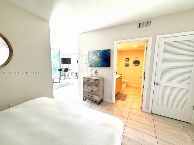 Apartment for sale  Unit #N-723 - photo 6770694