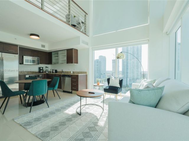 Apartment for rent  Unit #1217 - photo 6751193