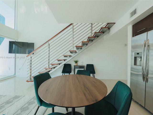 Apartment for rent  Unit #1217 - photo 6751195