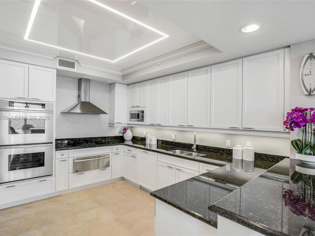 Apartment for sale  Unit #1903 - photo 6747713