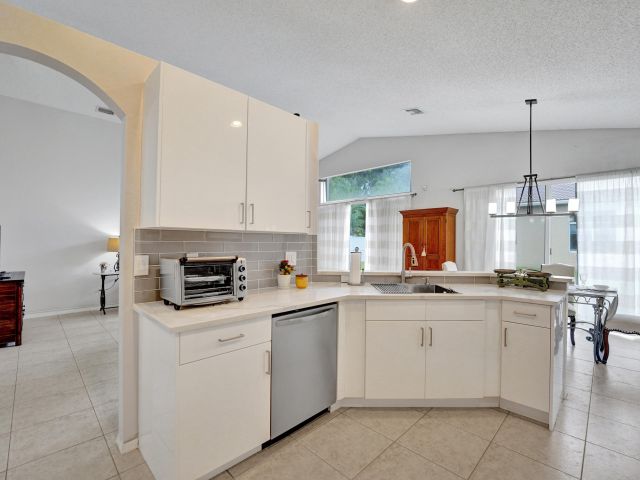 Home for sale at 19405 SW 67th Street - photo 6815314