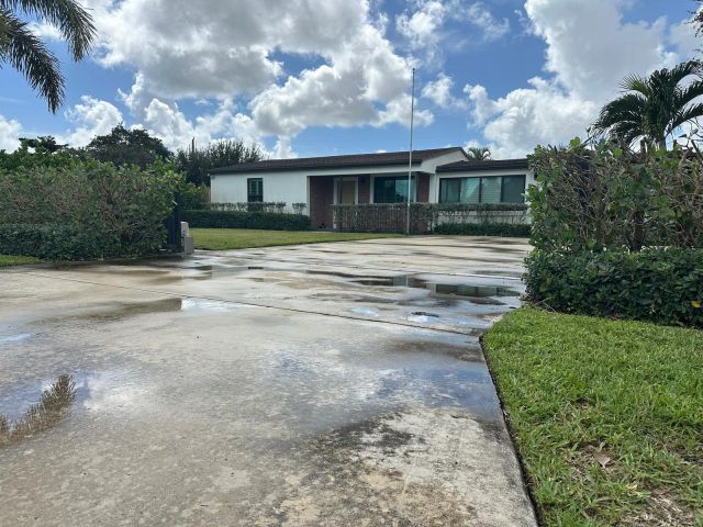 Home for rent at 2940 Cherokee Road - photo 6747895