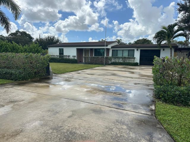 Home for rent at 2940 Cherokee Road - photo 6747902