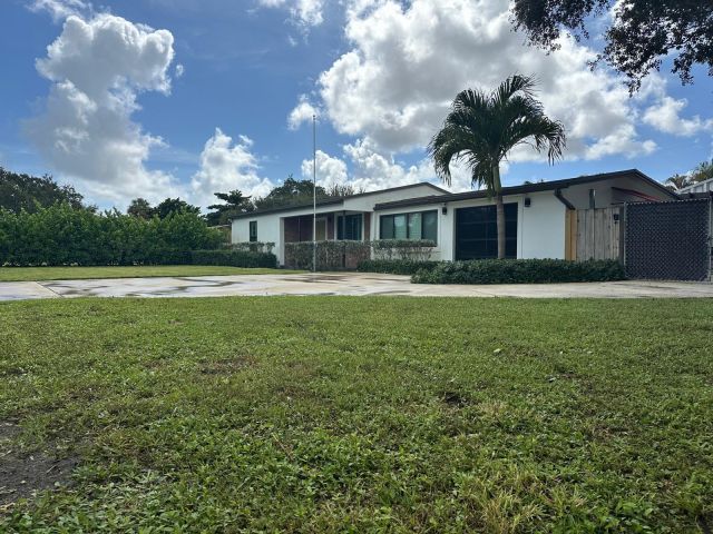 Home for rent at 2940 Cherokee Road - photo 6747903