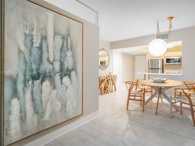 Apartment for rent  Unit #836 - photo 6761667