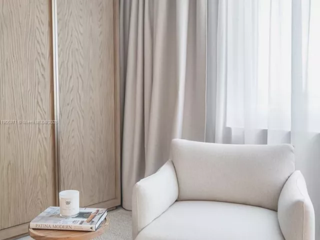 condo for rent in Miami Beach - 2301 Collins Ave 836 - MondialRealty