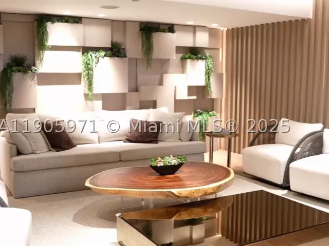 condo for rent in Miami Beach - 2301 Collins Ave 836 - MondialRealty