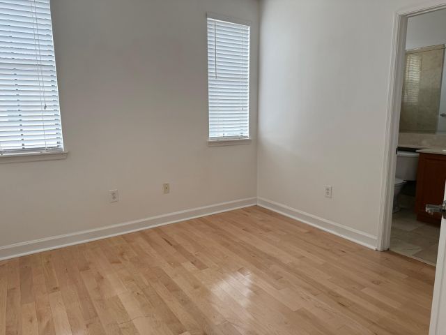 Home for rent at 606 Fern Street - photo 6747908