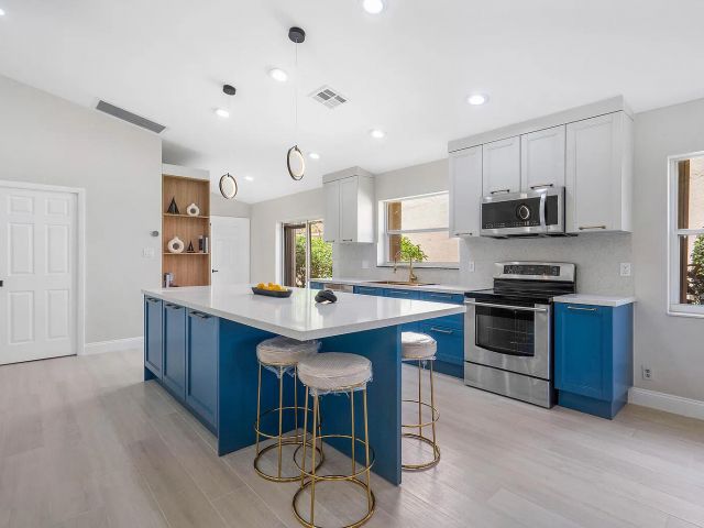 Home for rent at 8031 Nadmar Avenue - photo 6754733