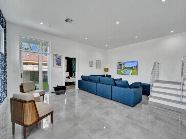 Home for rent at 1226 NE 15th Avenue - photo 6747823