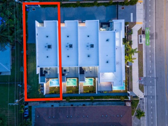 Home for rent at 1226 NE 15th Avenue - photo 6747833