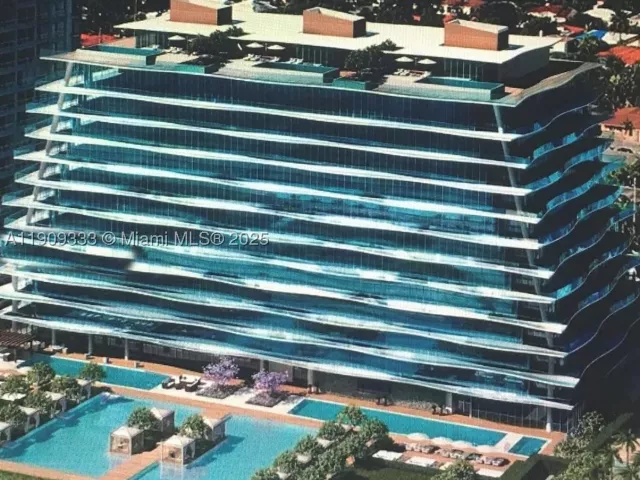 3-bedroom condo for sale in Surfside - 9349 Collins Ave 304 - MondialRealty