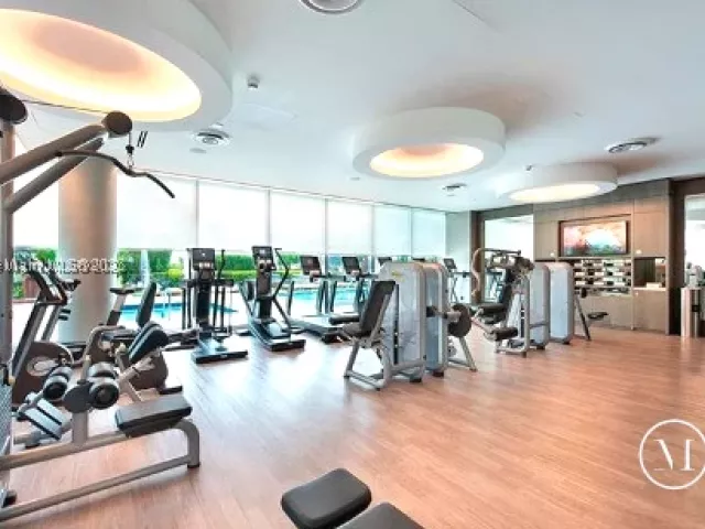 3-bedroom condo for sale in Surfside - 9349 Collins Ave 304 - MondialRealty