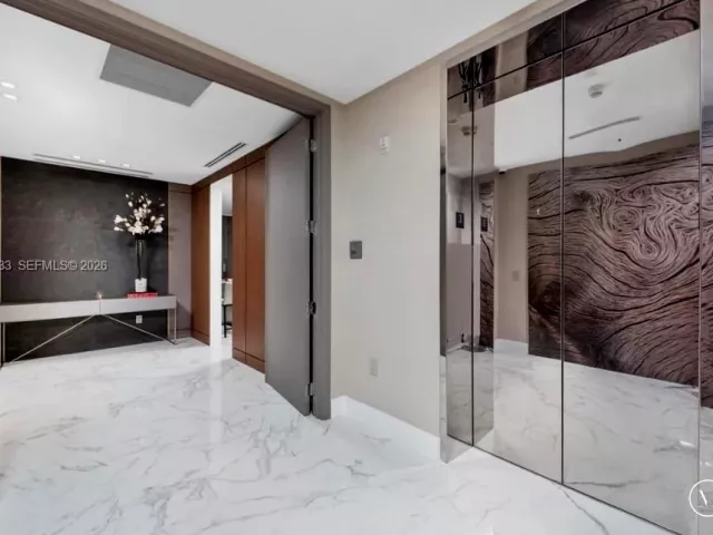 3-bedroom condo for sale in Surfside - 9349 Collins Ave 304 - MondialRealty