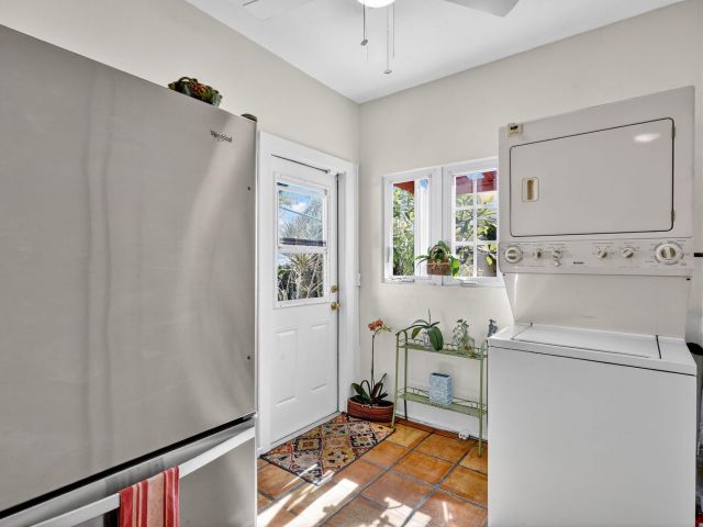 Home for sale at 728 Avon Road - photo 6768839