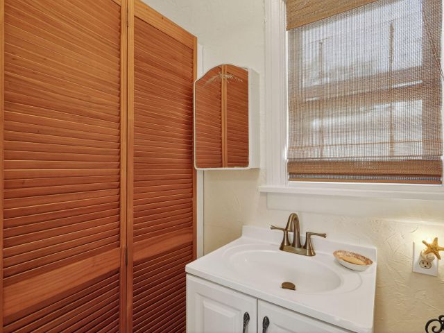 Home for sale at 728 Avon Road - photo 6768842