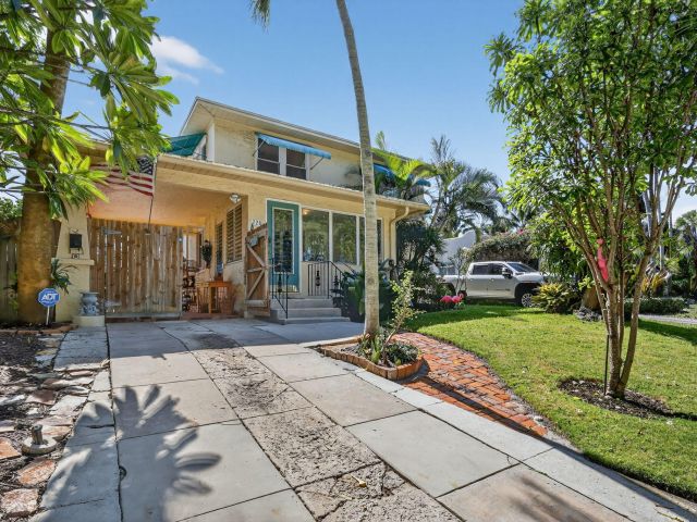 Home for sale at 728 Avon Road - photo 6768856