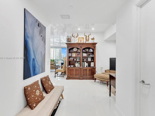 Apartment for sale  Unit #2-1004 - photo 6752341