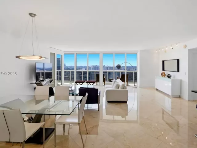 2-bedroom condo for rent in Hallandale Beach - 1850 S Ocean Dr 3805 - MondialRealty