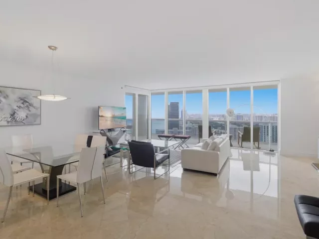 2-bedroom condo for rent in Hallandale Beach - 1850 S Ocean Dr 3805 - MondialRealty