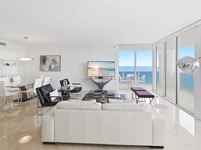 2-bedroom condo for rent in Hallandale Beach - 1850 S Ocean Dr 3805 - MondialRealty