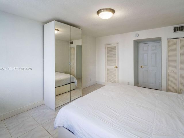 Apartment for sale  Unit #PH7 - photo 7502275