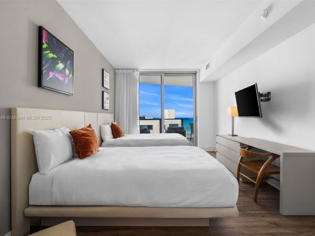 Apartment for sale  Unit #1204 - photo 6753786