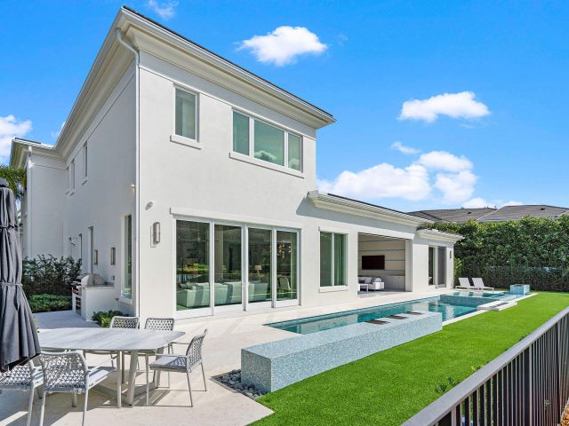 Home for sale at 148 Thatch Palm Cove - photo 6769052