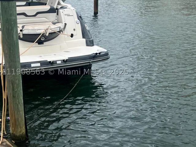 2-bedroom condo for sale in Sunny Isles Beach - 100 Bayview Dr 227 - MondialRealty