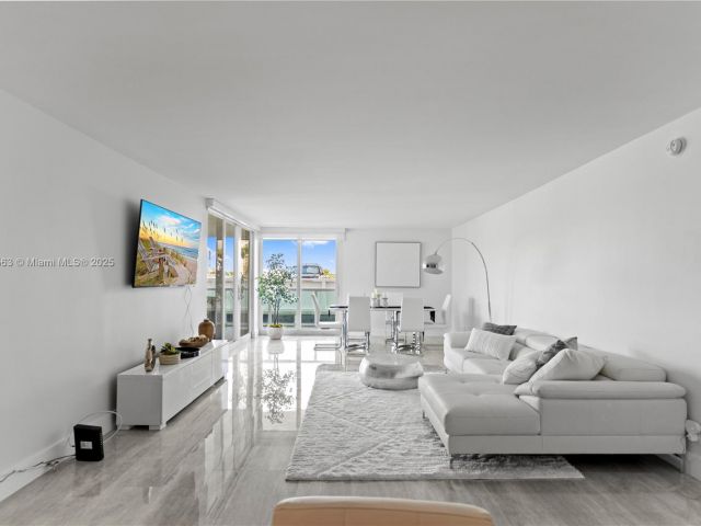 Apartment for sale  Unit #227 - photo 6754042