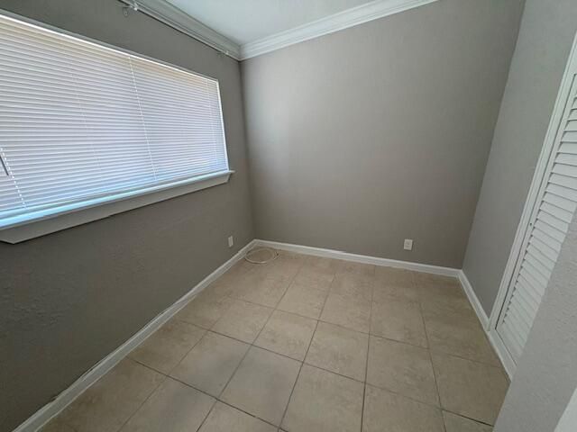 Home for rent at 5580 Honeysuckle Drive - photo 6760811