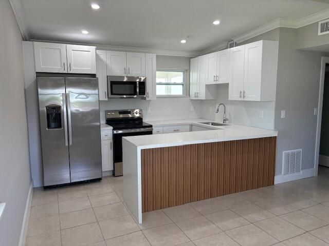 Home for rent at 5580 Honeysuckle Drive - photo 6760817