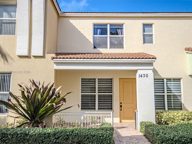 Home for rent at 1430 NW 48th Dr - photo 7453347