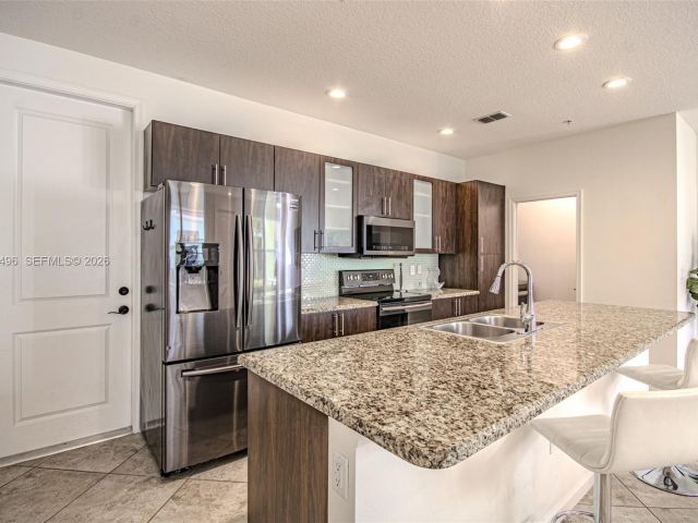 Home for rent at 1430 NW 48th Dr - photo 7453357