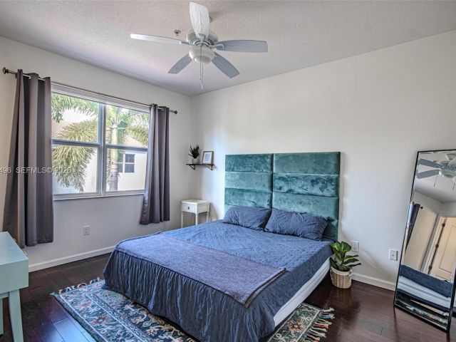 Home for rent at 1430 NW 48th Dr - photo 7453365