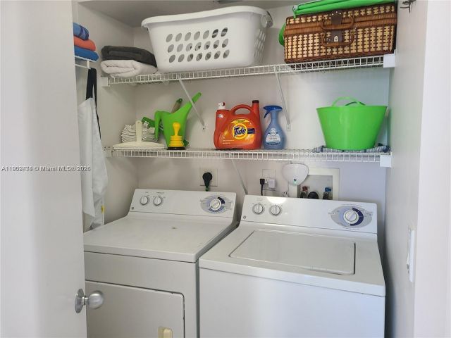 Apartment for sale  Unit #1602 - photo 6752869