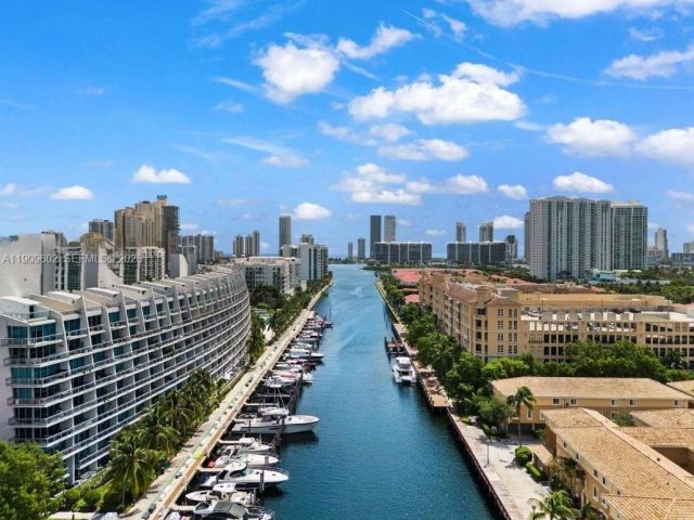 Apartment for sale  Unit #501 - photo 6754836