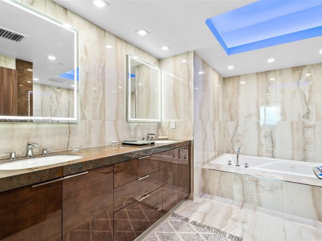 Apartment for sale  Unit #S8-F - photo 6753095