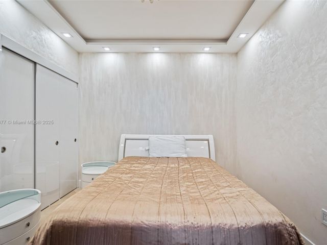 Apartment for sale  Unit #S8-F - photo 6753100