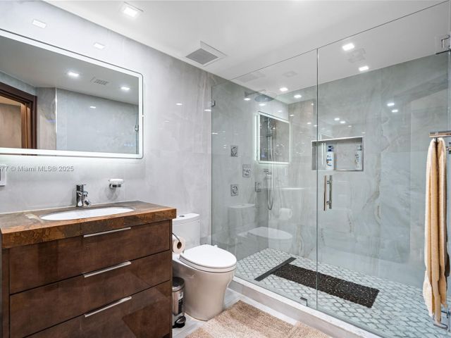 Apartment for sale  Unit #S8-F - photo 6753101