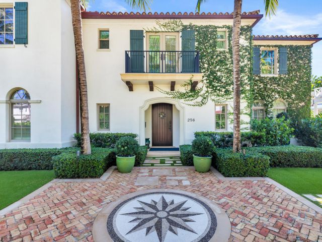 Home for sale at 256/262 Cordova Road - photo 6766366