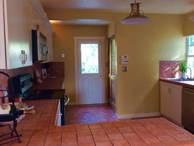 Home for rent at 382 Ellamar Road - photo 6760756