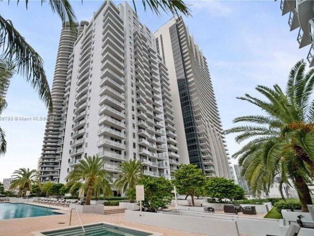 Apartment for sale  Unit #1701 - photo 6761543