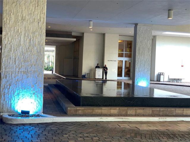 Apartment for sale  Unit #1701 - photo 6761550