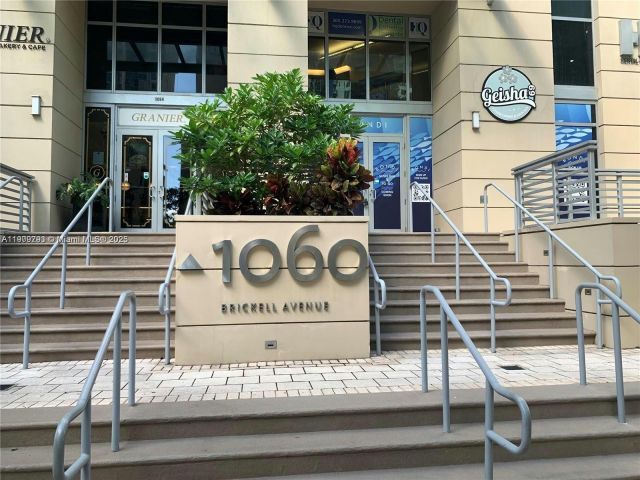 Apartment for sale  Unit #1701 - photo 6761554