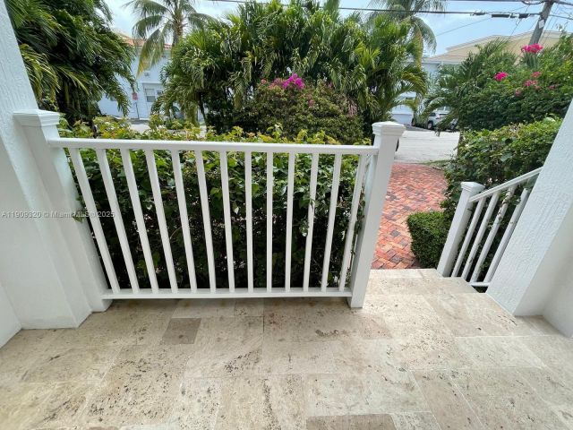 Home for rent at 9464 Abbott Ave - photo 6767182