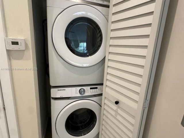 Home for rent at 9464 Abbott Ave - photo 6767187